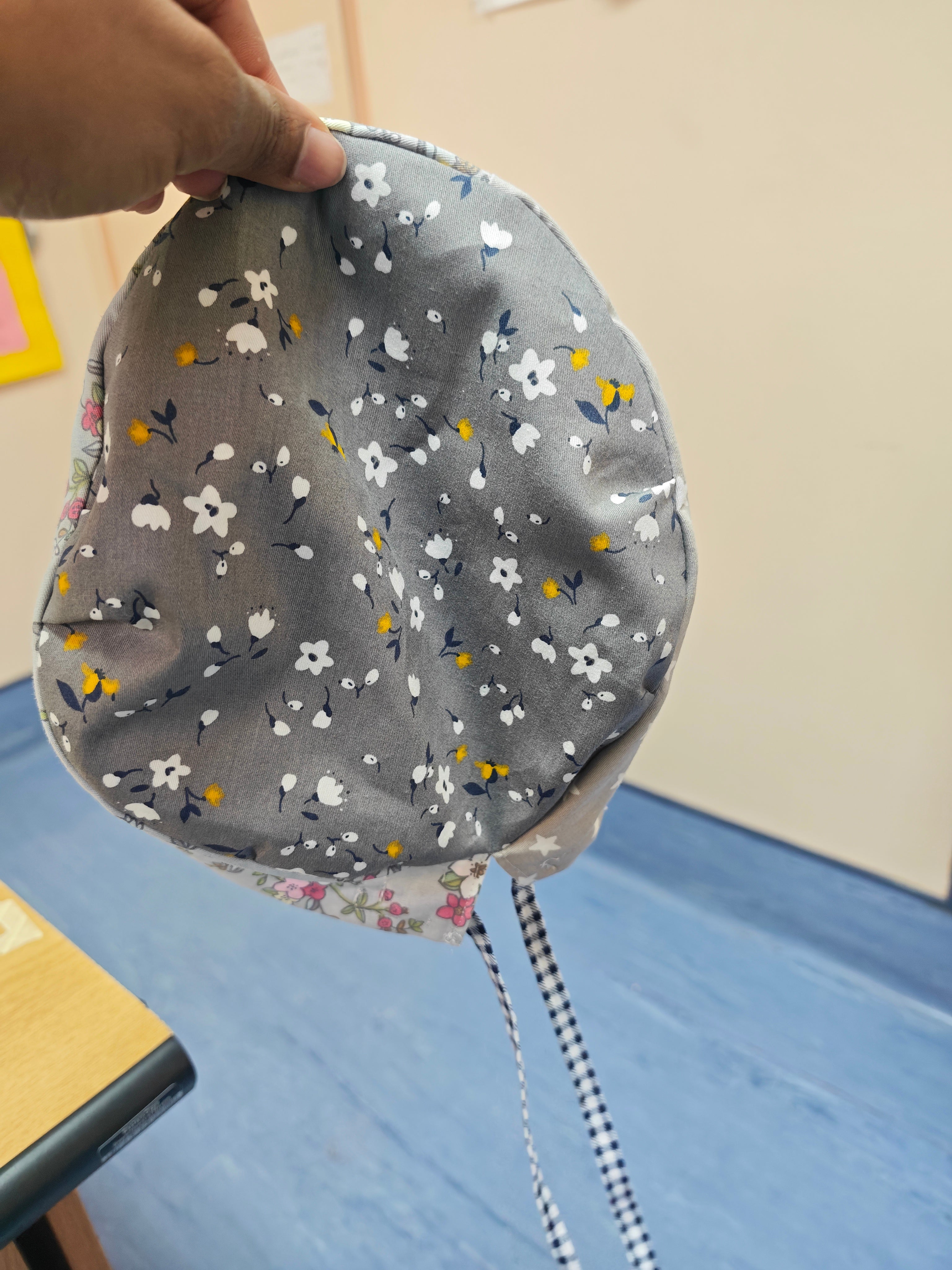 Scrub cap